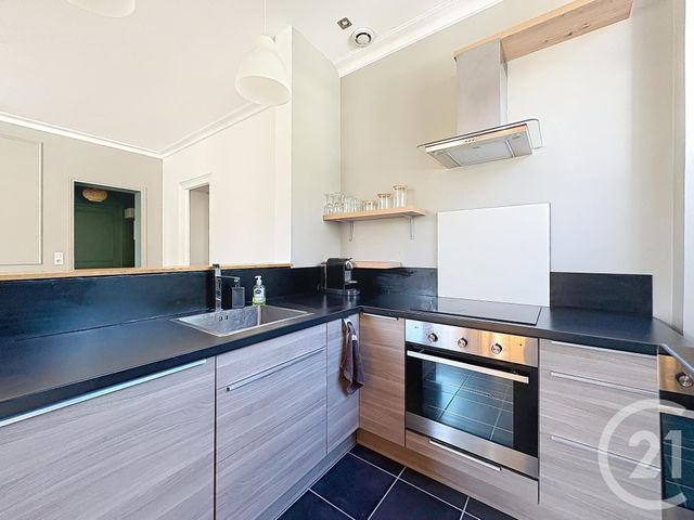 Appartement T3 à louer - 3 pièces - 64.68 m2 - TROYES - 10 - CHAMPAGNE-ARDENNE - Century 21 Martinot Immobilier