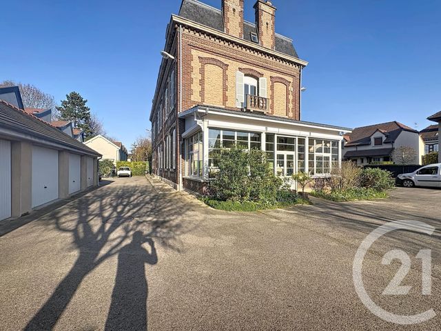 Appartement T3 à louer - 3 pièces - 64.68 m2 - TROYES - 10 - CHAMPAGNE-ARDENNE - Century 21 Martinot Immobilier