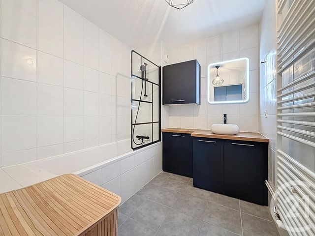 Appartement F3 à vendre - 3 pièces - 62.0 m2 - TROYES - 10 - CHAMPAGNE-ARDENNE - Century 21 Martinot Immobilier