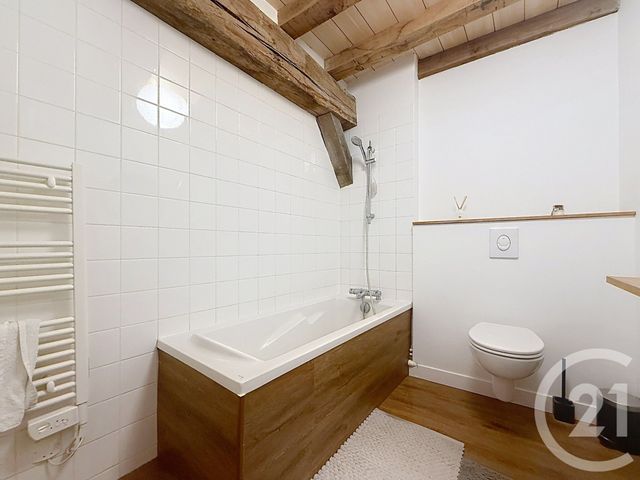 Appartement F3 à louer - 3 pièces - 80.0 m2 - TROYES - 10 - CHAMPAGNE-ARDENNE - Century 21 Martinot Immobilier