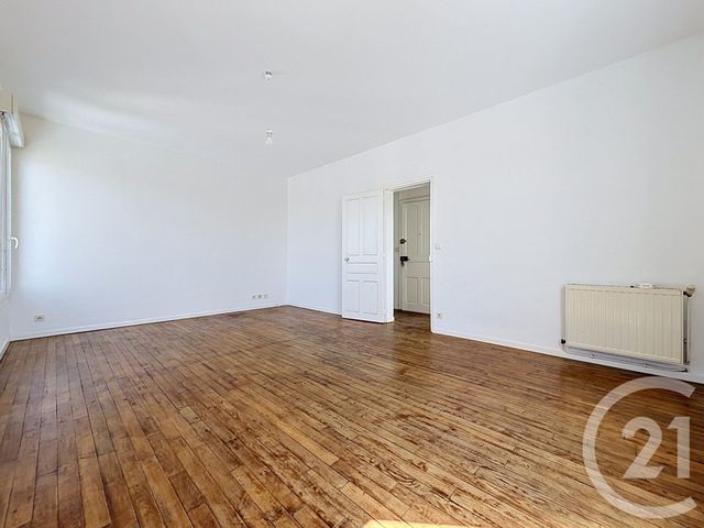 Appartement F3 à vendre - 3 pièces - 68.0 m2 - TROYES - 10 - CHAMPAGNE-ARDENNE - Century 21 Martinot Immobilier