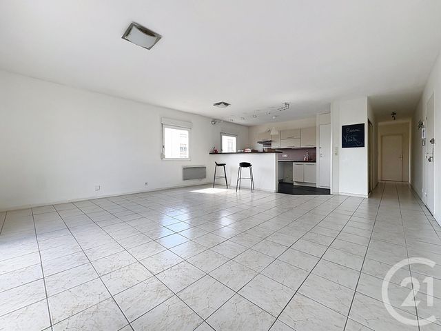 Appartement F3 à vendre - 3 pièces - 73.0 m2 - TROYES - 10 - CHAMPAGNE-ARDENNE - Century 21 Martinot Immobilier