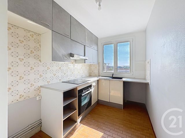 Appartement F4 à louer - 4 pièces - 66.15 m2 - TROYES - 10 - CHAMPAGNE-ARDENNE - Century 21 Martinot Immobilier