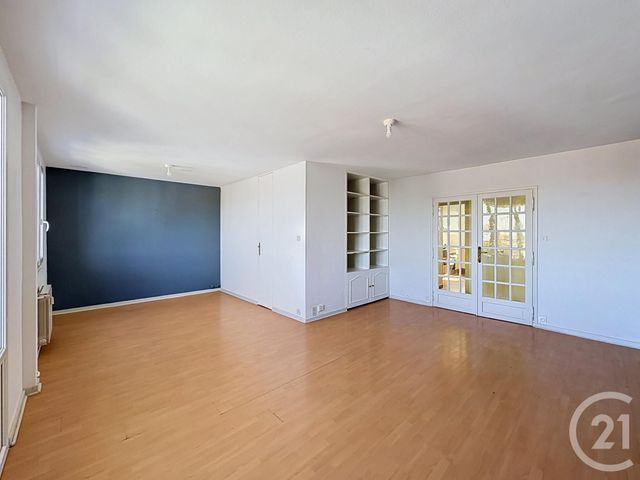 Appartement F4 à louer - 4 pièces - 66.15 m2 - TROYES - 10 - CHAMPAGNE-ARDENNE - Century 21 Martinot Immobilier