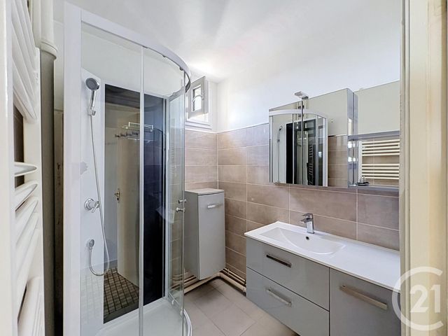 Appartement F4 à louer - 4 pièces - 66.15 m2 - TROYES - 10 - CHAMPAGNE-ARDENNE - Century 21 Martinot Immobilier