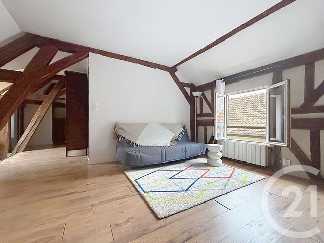 Appartement F2 à louer - 2 pièces - 56.21 m2 - TROYES - 10 - CHAMPAGNE-ARDENNE - Century 21 Martinot Immobilier