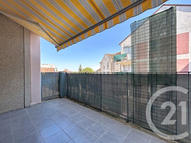 Appartement F4 à louer - 4 pièces - 80.0 m2 - ST ANDRE LES VERGERS - 10 - CHAMPAGNE-ARDENNE - Century 21 Martinot Immobilier