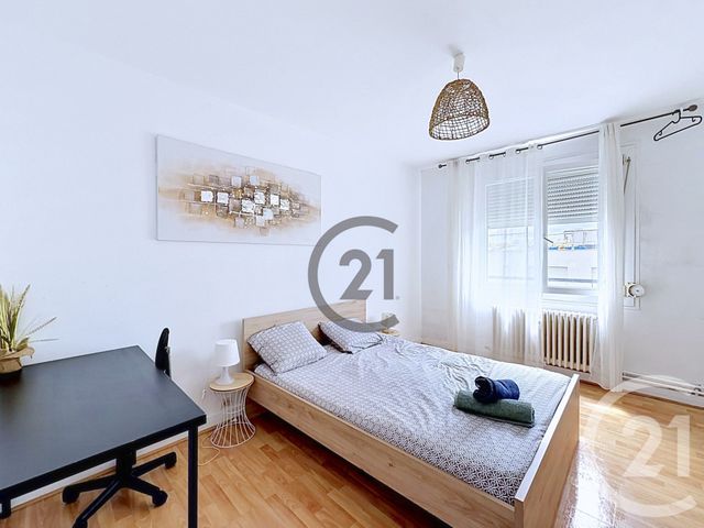 Appartement T4 à vendre - 4 pièces - 76.0 m2 - TROYES - 10 - CHAMPAGNE-ARDENNE - Century 21 Martinot Immobilier