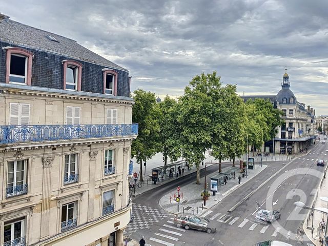 Appartement F5 à louer - 5 pièces - 123.0 m2 - TROYES - 10 - CHAMPAGNE-ARDENNE - Century 21 Martinot Immobilier