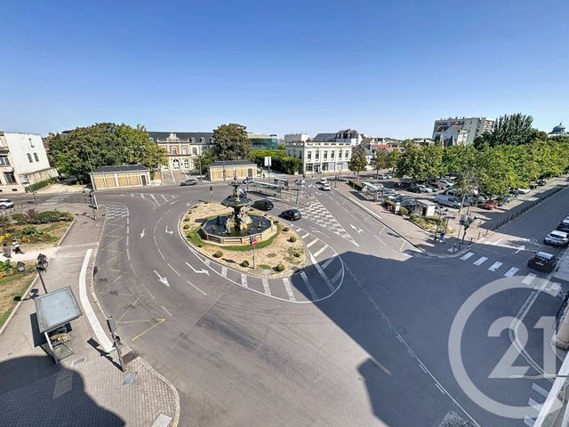 Appartement F5 à louer - 5 pièces - 123.0 m2 - TROYES - 10 - CHAMPAGNE-ARDENNE - Century 21 Martinot Immobilier
