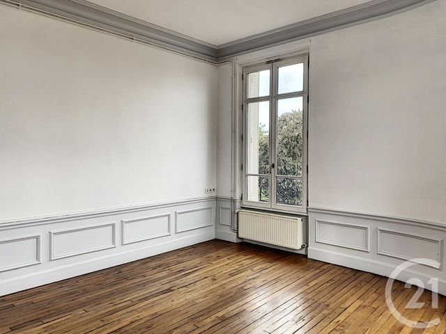 Appartement F5 à louer - 5 pièces - 123.0 m2 - TROYES - 10 - CHAMPAGNE-ARDENNE - Century 21 Martinot Immobilier