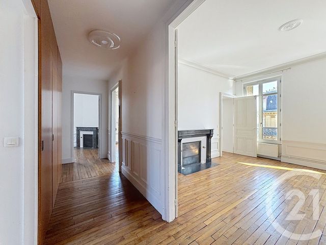 Appartement F5 à louer - 5 pièces - 123.0 m2 - TROYES - 10 - CHAMPAGNE-ARDENNE - Century 21 Martinot Immobilier