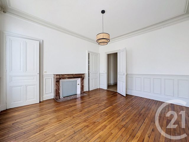 Appartement F5 à louer - 5 pièces - 123.0 m2 - TROYES - 10 - CHAMPAGNE-ARDENNE - Century 21 Martinot Immobilier