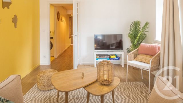 Appartement F2 à louer - 2 pièces - 53.86 m2 - TROYES - 10 - CHAMPAGNE-ARDENNE - Century 21 Martinot Immobilier