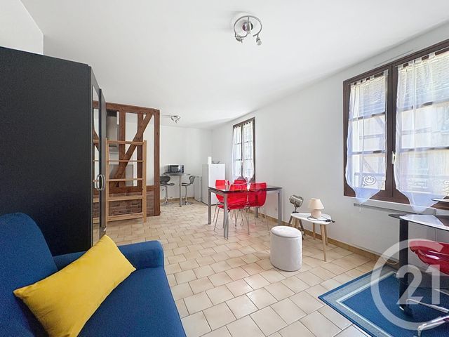 Appartement Studio à louer - 1 pièce - 28.0 m2 - TROYES - 10 - CHAMPAGNE-ARDENNE - Century 21 Martinot Immobilier