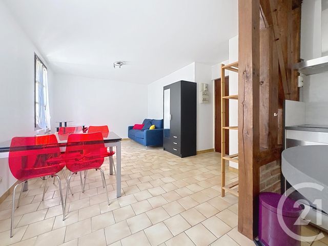 Appartement Studio à louer - 1 pièce - 28.0 m2 - TROYES - 10 - CHAMPAGNE-ARDENNE - Century 21 Martinot Immobilier