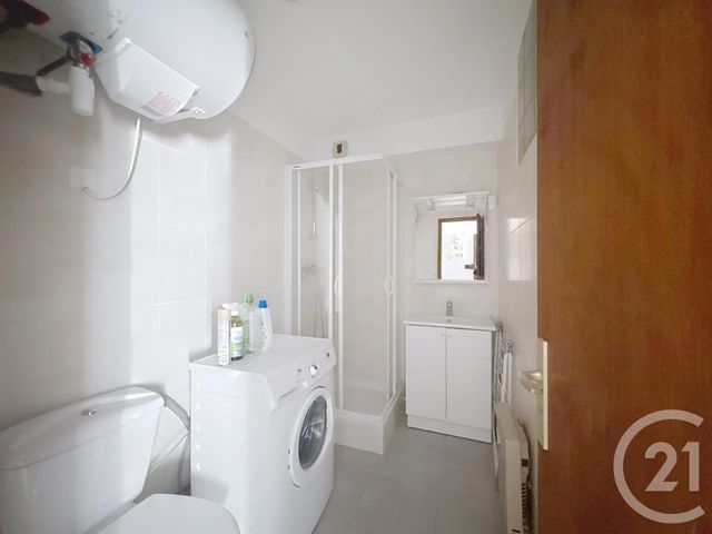 Appartement Studio à louer - 1 pièce - 28.0 m2 - TROYES - 10 - CHAMPAGNE-ARDENNE - Century 21 Martinot Immobilier