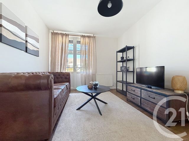 Appartement F2 à louer - 2 pièces - 50.01 m2 - TROYES - 10 - CHAMPAGNE-ARDENNE - Century 21 Martinot Immobilier
