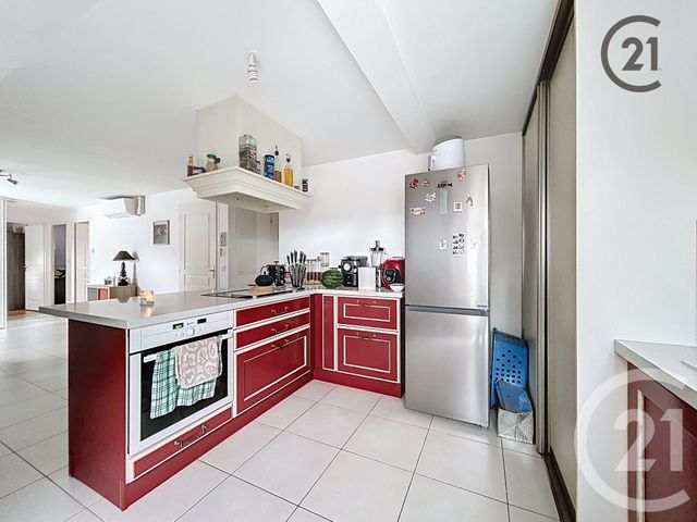 Appartement F4 à louer - 4 pièces - 63.35 m2 - TROYES - 10 - CHAMPAGNE-ARDENNE - Century 21 Martinot Immobilier