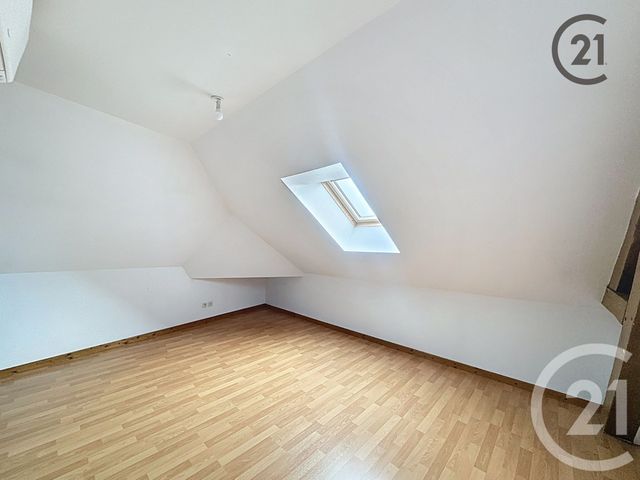 Appartement F4 à louer - 4 pièces - 63.35 m2 - TROYES - 10 - CHAMPAGNE-ARDENNE - Century 21 Martinot Immobilier
