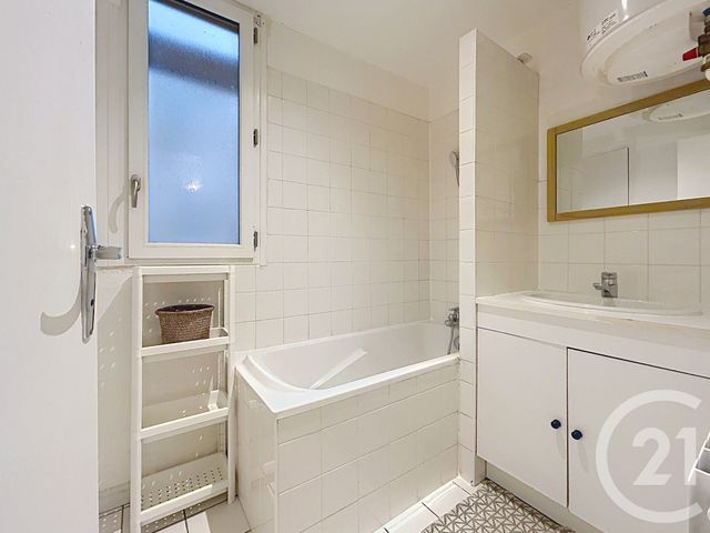 Appartement F2 à louer - 2 pièces - 48.32 m2 - TROYES - 10 - CHAMPAGNE-ARDENNE - Century 21 Martinot Immobilier