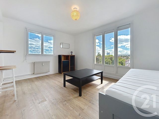 Appartement à louer - 1 pièce - 25.0 m2 - TROYES - 10 - CHAMPAGNE-ARDENNE - Century 21 Martinot Immobilier