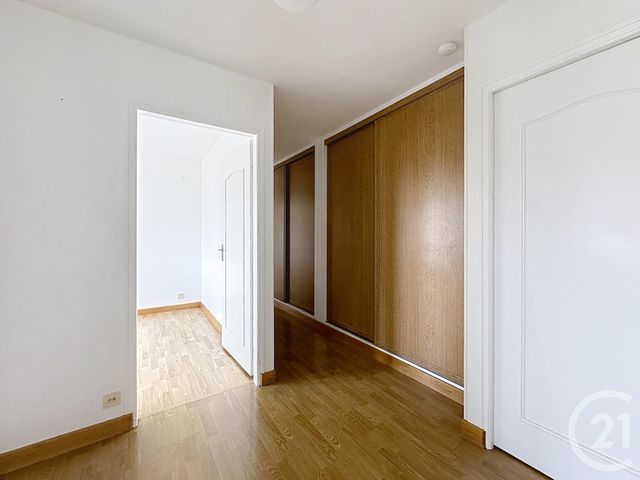 Appartement F4 à vendre - 4 pièces - 79.47 m2 - STE SAVINE - 10 - CHAMPAGNE-ARDENNE - Century 21 Martinot Immobilier