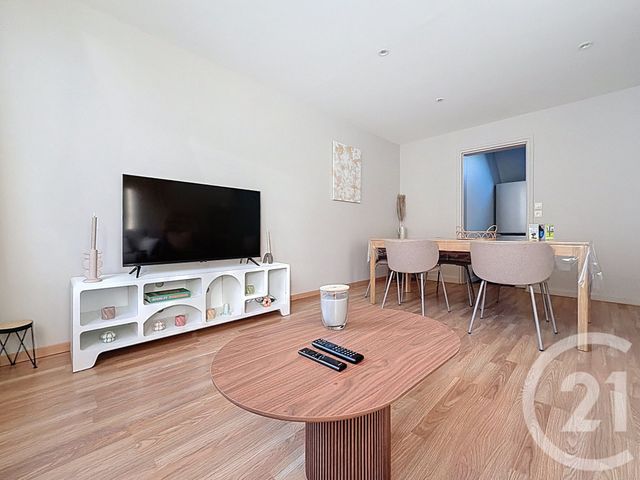 Appartement F3 à vendre - 3 pièces - 58.16 m2 - TROYES - 10 - CHAMPAGNE-ARDENNE - Century 21 Martinot Immobilier