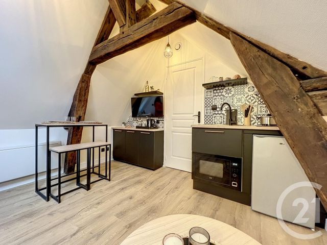 Appartement Studio à louer - 2 pièces - 9.01 m2 - TROYES - 10 - CHAMPAGNE-ARDENNE - Century 21 Martinot Immobilier