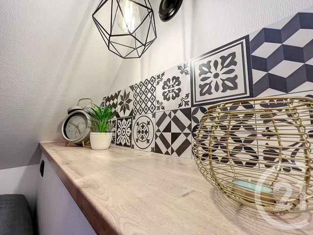 Appartement Studio à louer - 2 pièces - 9.01 m2 - TROYES - 10 - CHAMPAGNE-ARDENNE - Century 21 Martinot Immobilier