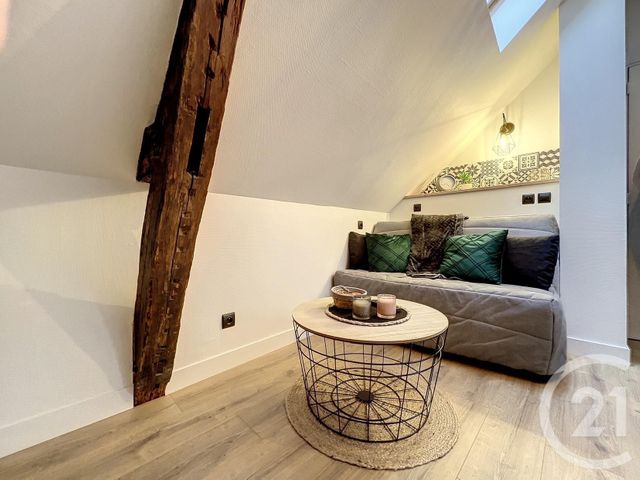 Appartement Studio à louer - 2 pièces - 9.01 m2 - TROYES - 10 - CHAMPAGNE-ARDENNE - Century 21 Martinot Immobilier