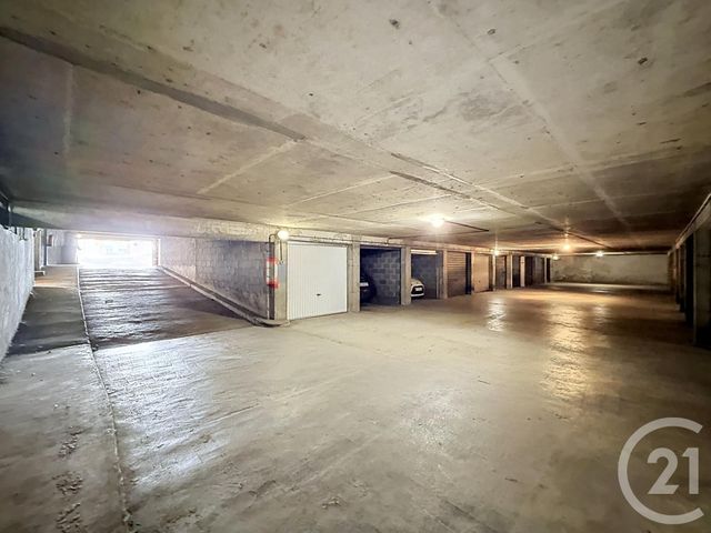 parking à vendre - 16.0 m2 - TROYES - 10 - CHAMPAGNE-ARDENNE - Century 21 Martinot Immobilier