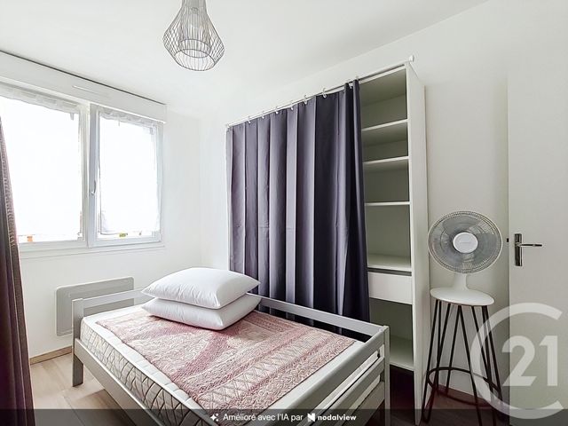 Appartement F4 à vendre - 4 pièces - 77.5 m2 - ST ANDRE LES VERGERS - 10 - CHAMPAGNE-ARDENNE - Century 21 Martinot Immobilier