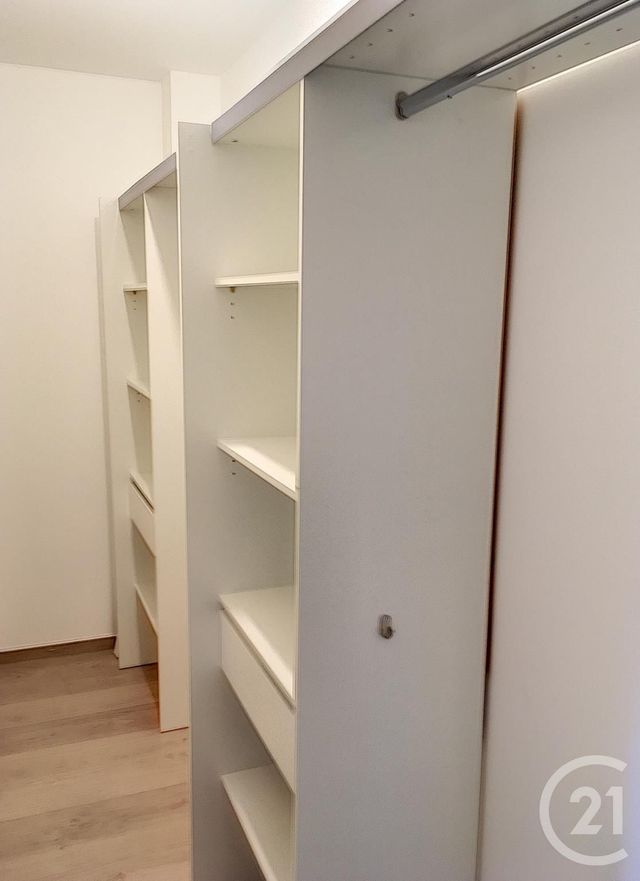 Appartement Duplex à louer - 3 pièces - 70.0 m2 - BUCHERES - 10 - CHAMPAGNE-ARDENNE - Century 21 Martinot Immobilier