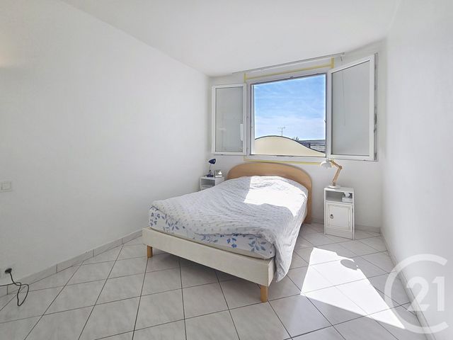 Appartement à vendre - 4 pièces - 80.59 m2 - TROYES - 10 - CHAMPAGNE-ARDENNE - Century 21 Martinot Immobilier