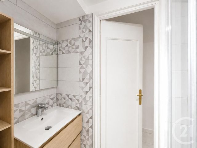 Appartement F2 à vendre - 2 pièces - 43.0 m2 - TROYES - 10 - CHAMPAGNE-ARDENNE - Century 21 Martinot Immobilier