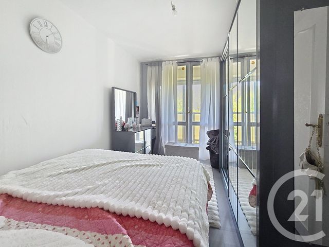 Appartement à vendre - 2 pièces - 46.56 m2 - TROYES - 10 - CHAMPAGNE-ARDENNE - Century 21 Martinot Immobilier
