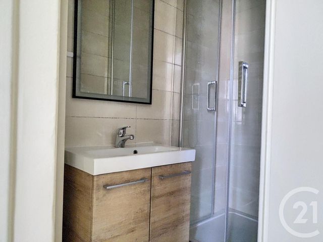 Appartement Studio à louer - 1 pièce - 29.0 m2 - TROYES - 10 - CHAMPAGNE-ARDENNE - Century 21 Martinot Immobilier