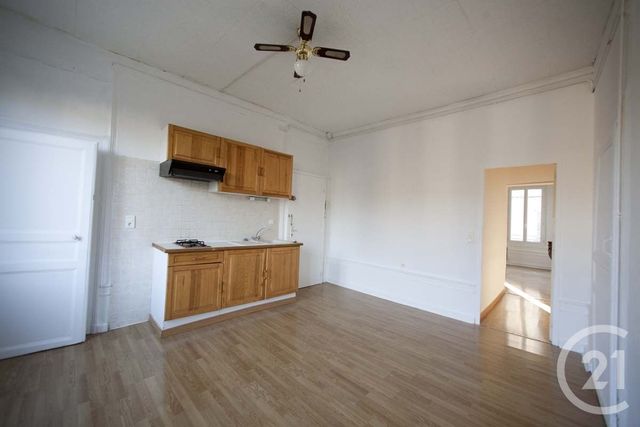 Appartement F2 à louer - 2 pièces - 45.68 m2 - TROYES - 10 - CHAMPAGNE-ARDENNE - Century 21 Martinot Immobilier