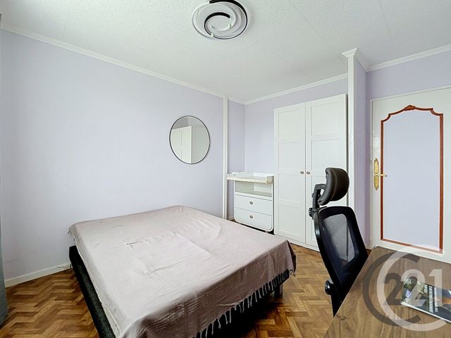 Appartement à vendre - 3 pièces - 61.8 m2 - ST ANDRE LES VERGERS - 10 - CHAMPAGNE-ARDENNE - Century 21 Martinot Immobilier