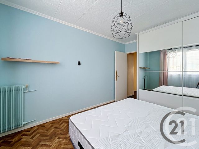 Appartement à vendre - 3 pièces - 61.8 m2 - ST ANDRE LES VERGERS - 10 - CHAMPAGNE-ARDENNE - Century 21 Martinot Immobilier