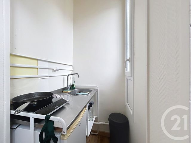 Appartement Studio à louer - 1 pièce - 25.13 m2 - TROYES - 10 - CHAMPAGNE-ARDENNE - Century 21 Martinot Immobilier