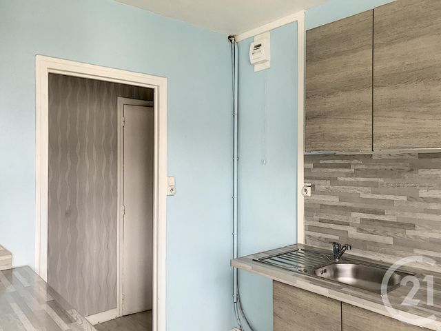 Appartement F2 à louer - 2 pièces - 42.0 m2 - TROYES - 10 - CHAMPAGNE-ARDENNE - Century 21 Martinot Immobilier