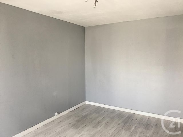 Appartement F2 à louer - 2 pièces - 42.0 m2 - TROYES - 10 - CHAMPAGNE-ARDENNE - Century 21 Martinot Immobilier
