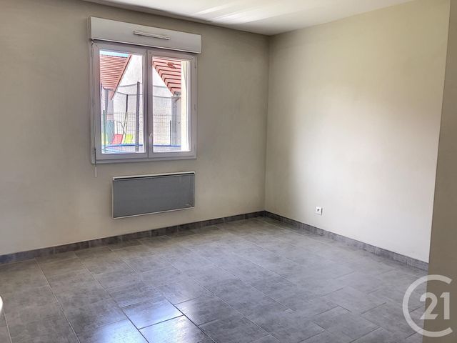Appartement F2 à louer - 2 pièces - 40.87 m2 - ROSIERES PRES TROYES - 10 - CHAMPAGNE-ARDENNE - Century 21 Martinot Immobilier