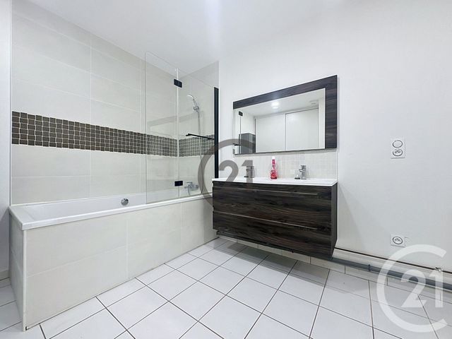 Appartement F4 à vendre - 8 pièces - 150.86 m2 - TROYES - 10 - CHAMPAGNE-ARDENNE - Century 21 Martinot Immobilier