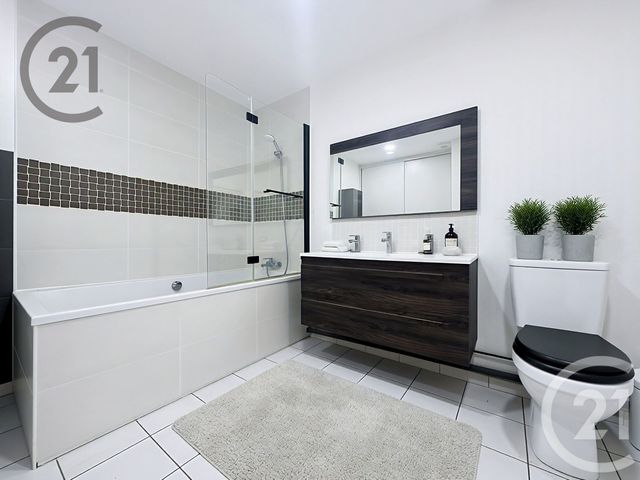 Appartement F4 à vendre - 8 pièces - 150.86 m2 - TROYES - 10 - CHAMPAGNE-ARDENNE - Century 21 Martinot Immobilier