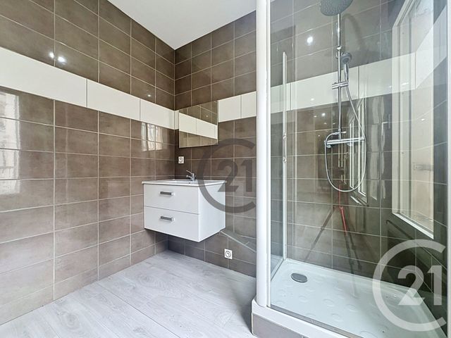 Appartement F4 à vendre - 8 pièces - 150.86 m2 - TROYES - 10 - CHAMPAGNE-ARDENNE - Century 21 Martinot Immobilier