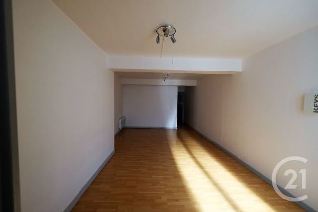 Appartement F2 à louer - 2 pièces - 56.46 m2 - TROYES - 10 - CHAMPAGNE-ARDENNE - Century 21 Martinot Immobilier