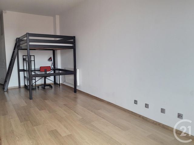 Appartement T1 à louer - 1 pièce - 31.58 m2 - TROYES - 10 - CHAMPAGNE-ARDENNE - Century 21 Martinot Immobilier